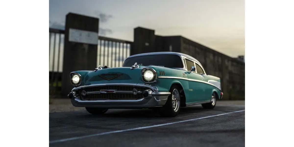 Kyosho Fazer FZ02 (L) Chevy BelAir Coupé 1957 Turquoise 1:10 Readyset